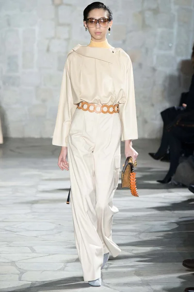Look 31